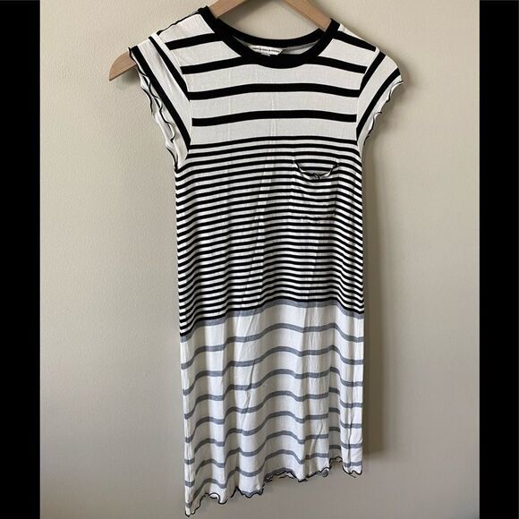 American Eagle T-Shirt Dress - Picture 2 of 6